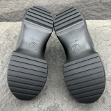 L*ouis V*uitton Men Women Top Sneaker