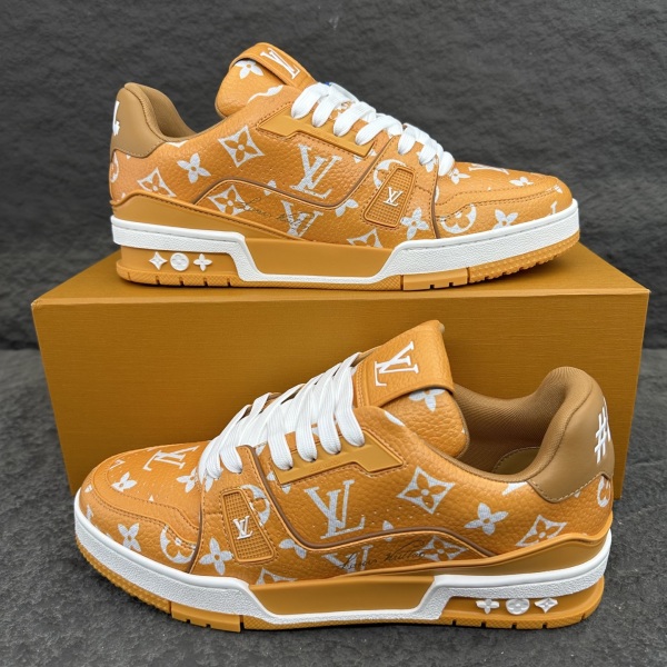 L*ouis V*uitton Men Women Top Sneaker