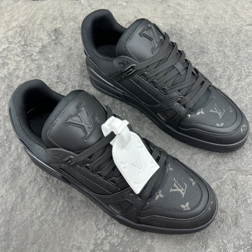 L*ouis V*uitton Men Women Top Sneaker