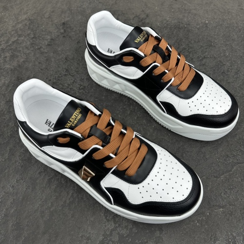 V*alentino Men Women Top Sneaker
