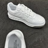 V*alentino Men Women Top Sneaker