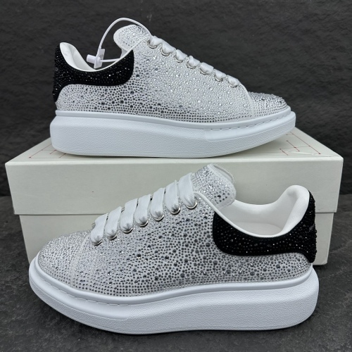 A*lexander M*cqueen Men Women Top Sneaker
