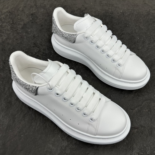 A*lexander M*cqueen Men Women Top Sneaker