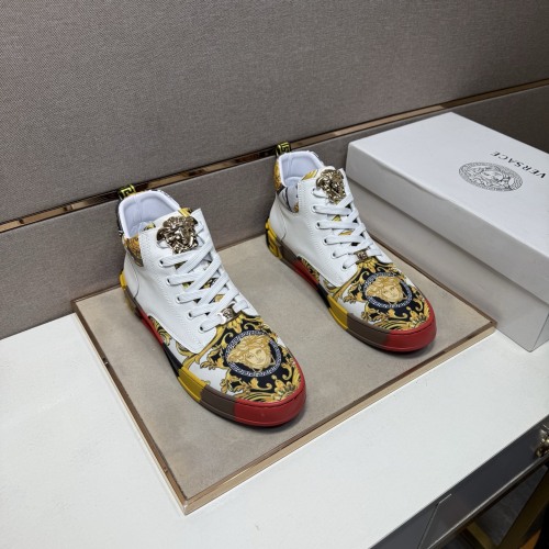 V*ersace Men Top Sneaker