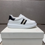 M*cQueen Men Top Sneaker