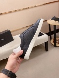 S*aint L*aurent Men Top Sneaker