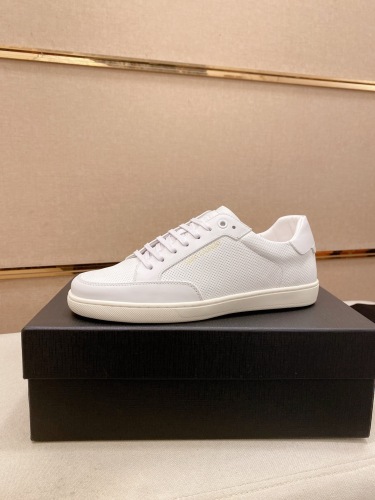 S*aint L*aurent Men Top Sneaker