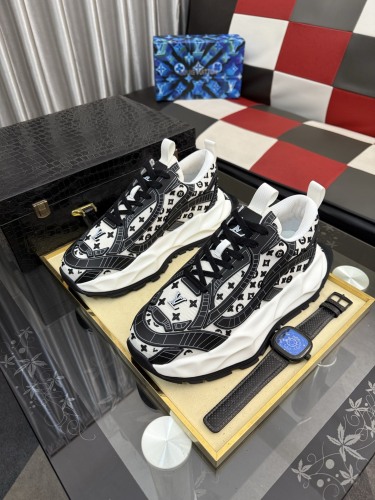 L*ouis V*uitton Men Top Sneaker