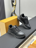 L*ouis V*uitton Men Top Sneaker