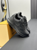 L*ouis V*uitton Men Top Sneaker