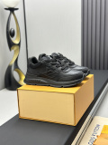 L*ouis V*uitton Men Top Sneaker