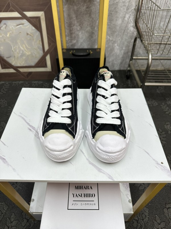 M*MY Men Women Top Sneaker