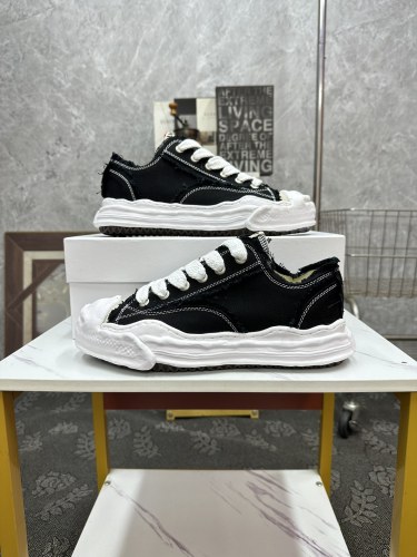 M*MY Men Women Top Sneaker
