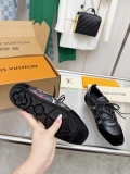 L*ouis V*uitton Women Top Sneaker