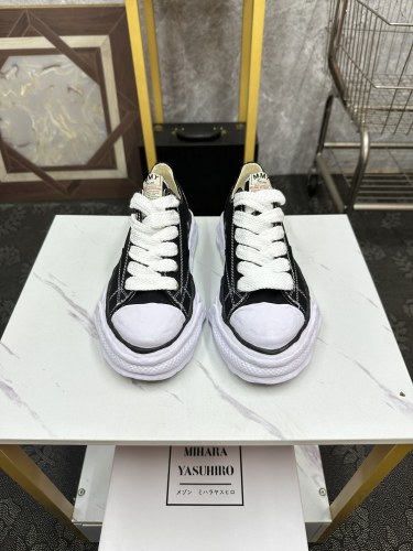 M*MY Men Women Top Sneaker