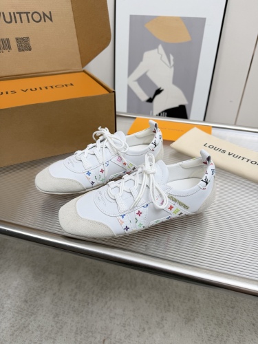 L*ouis V*uitton Women Top Sneaker