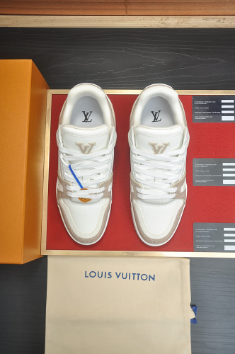 L*ouis V*uitton Men Women Top Sneaker