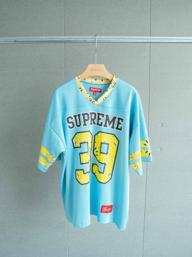 S*upreme Men Women Tops  Top Quality