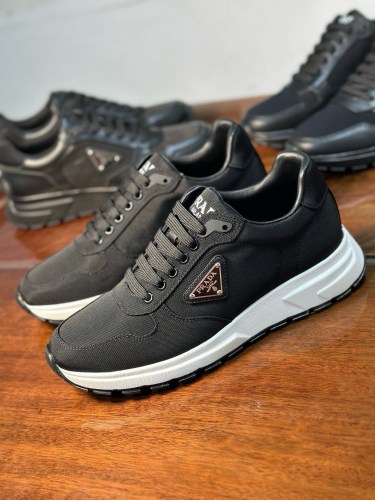 P*rada Men Top Sneaker