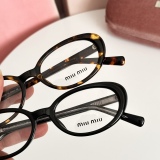 M*iumiu Glasses Top Quality