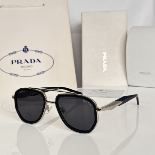 P*rada Glasses Top Quality