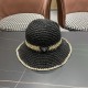 P*rada Top Hat