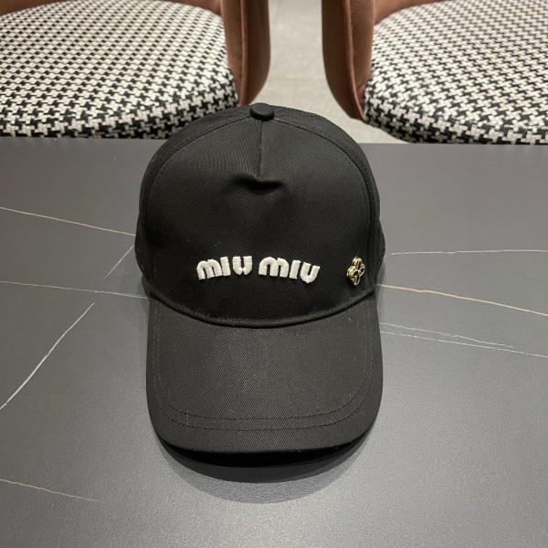 M*iumiu Top Hat
