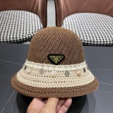 P*rada Top Hat