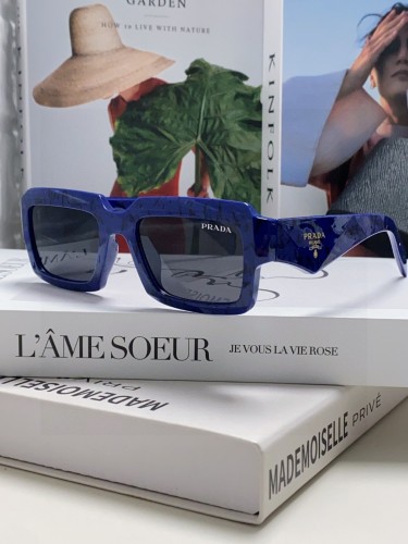 P*rada Glasses Top Quality