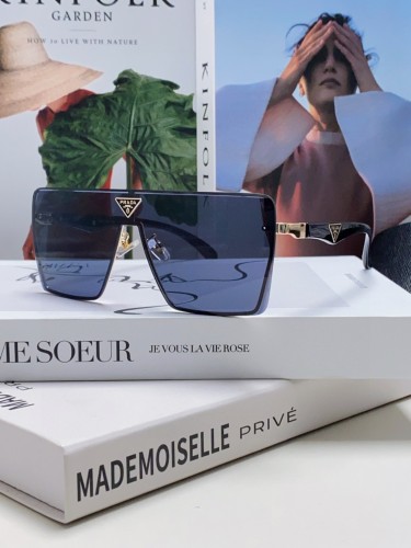 P*rada Glasses Top Glasses