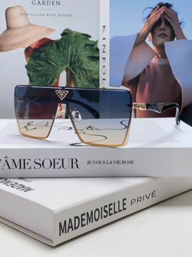 P*rada Glasses Top Glasses