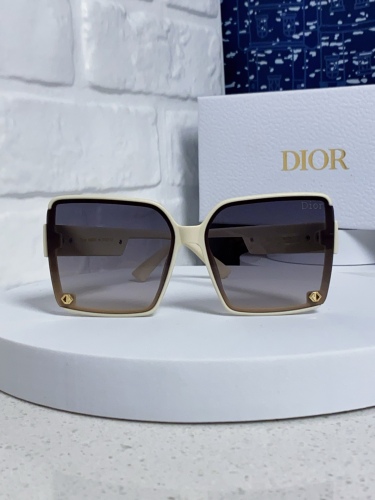 D*ior Glasses Top Quality