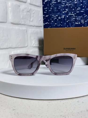 B*urberry Glasses Top Quality