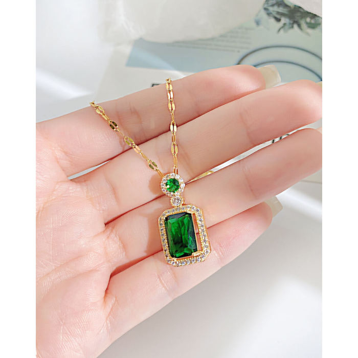 Wholesale Brass Women Green CZ Necklace