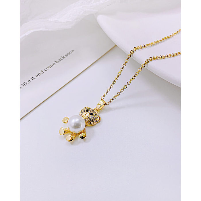 Wholesale Brass Women Bear Pendant Necklace
