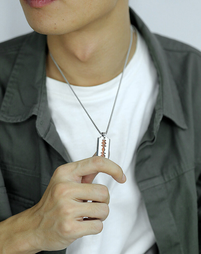 Wholesale Stainless Steel Razor Blade Pendant