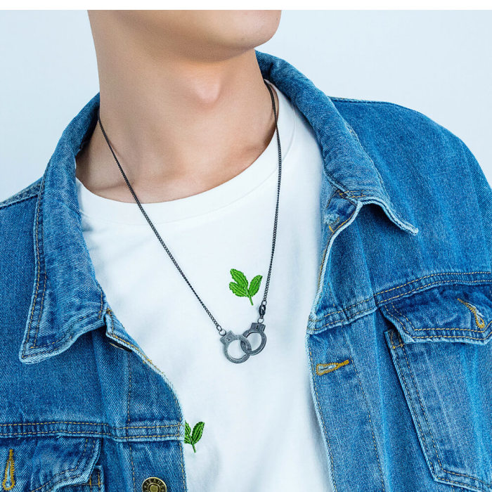 Wholesale Stainless Steel Handcuff Pendant
