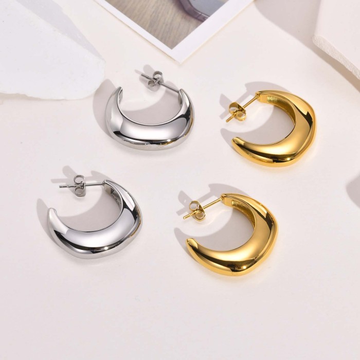 Wholesale Stainless Steel C Stud Earring