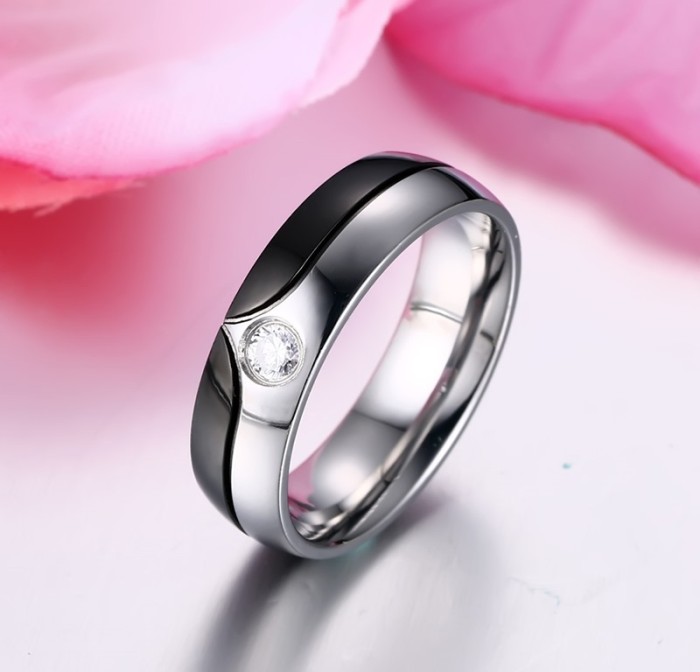 Wholesale Cheap New Stainless Steel Engagement Ring Cubic Zirconia