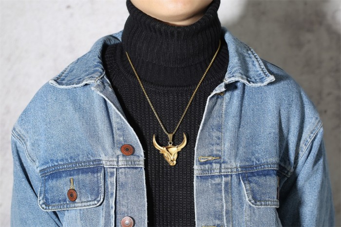 Wholesale Stainless Steel Cow Head Pendant