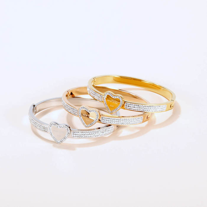 Wholesale Stainless Steel CZ Bangle with Heart