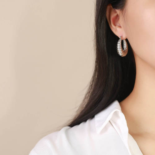 Wholesale Stainless Steel Amazon Women's Hoop Earrings