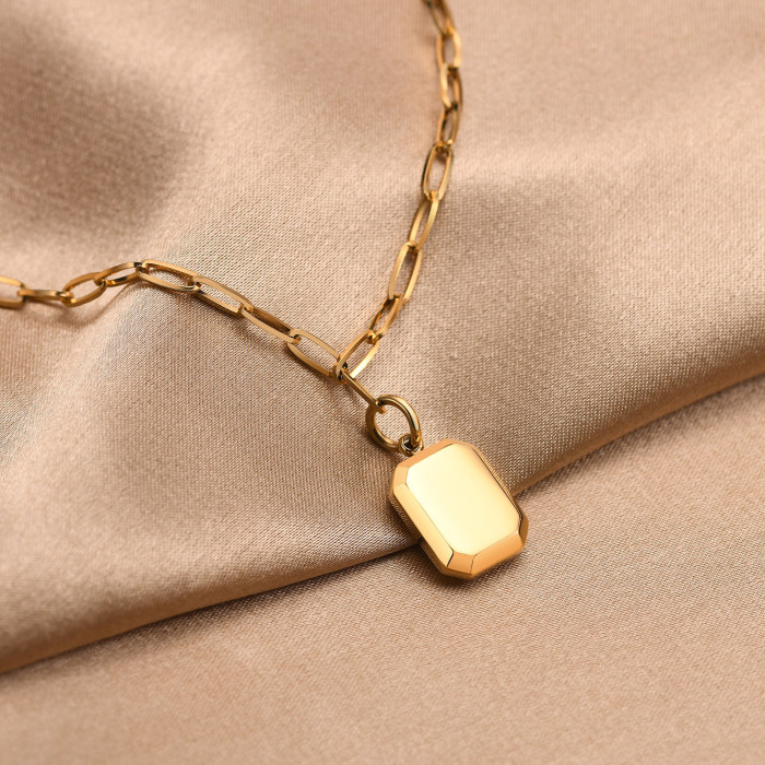 Wholesale Stainless Steel Chocolate Shape Pendant