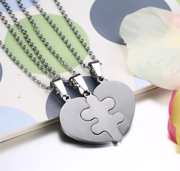 Wholesale Stainless Steel Best Friend Pendants with CZ