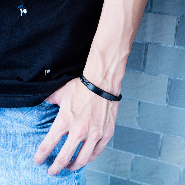 Wholesale Braided Leather Bracelets Engraved