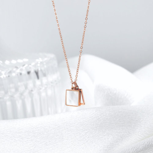 Wholesale Stainless Steel Women Pendant