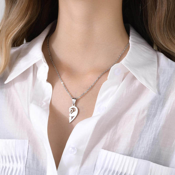 Wholesale Stainless Steel Swan Heart Pendant