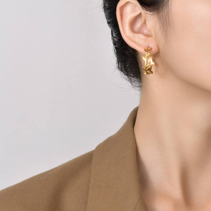 Wholesale Stainless Steel Leaf C-shaped Earrings