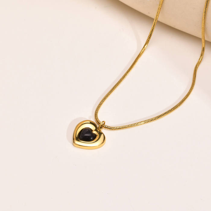 Wholesale Stainless Steel Black Heart Pendant