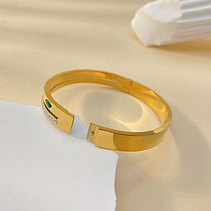 Wholesale Stainless Steel Bangle with Green CZ